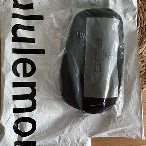 BMWT LULULEMON EVERYWHERE BELT BAG